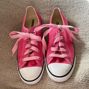 Converse All-Star Pink Low Tops Shoes Size 9